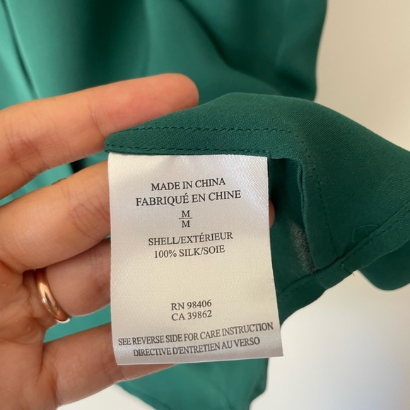 Theory green silk sleeveless blouse: size M - Picture 3 of 7